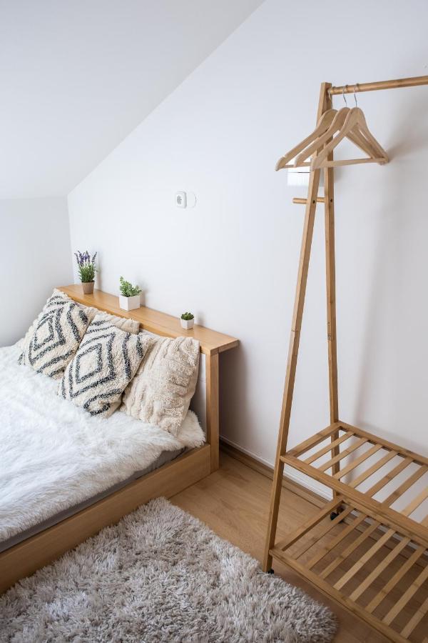 Sziklai Apartman Veszprém Εξωτερικό φωτογραφία