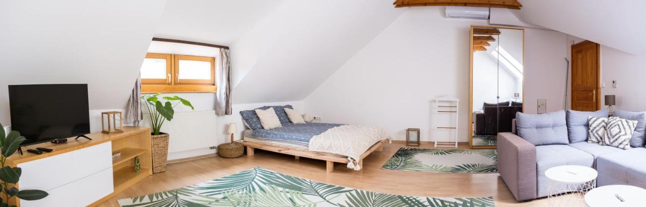 Sziklai Apartman Veszprém Εξωτερικό φωτογραφία