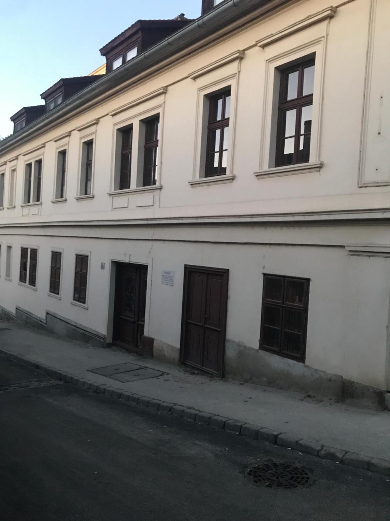 Sziklai Apartman Veszprém Εξωτερικό φωτογραφία